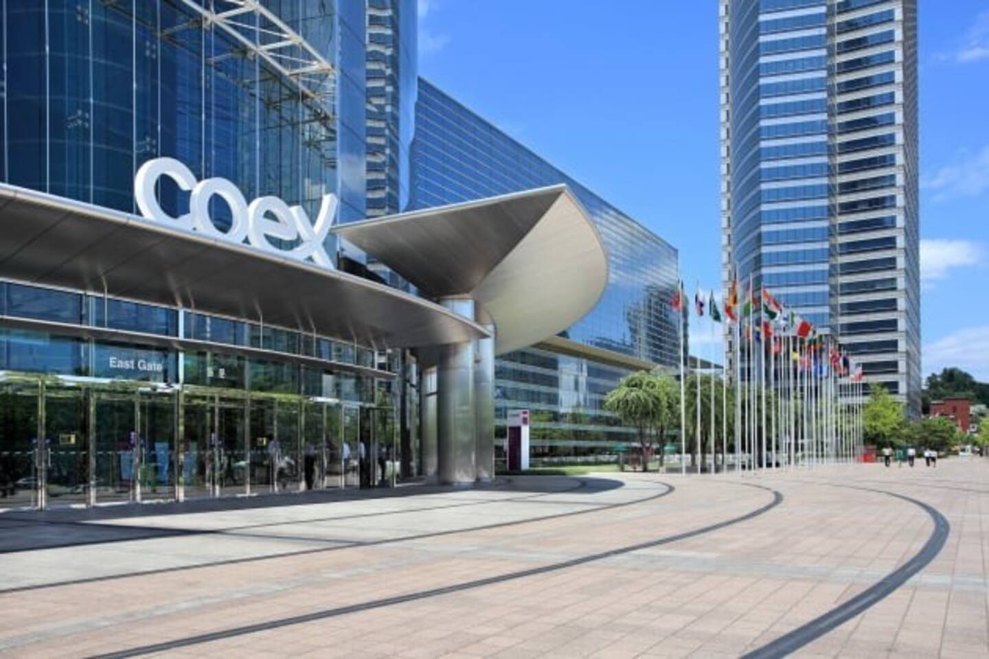 코엑스 전시장.